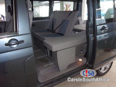 Volkswagen Transporter 2.5TDI Manual 2010 - image 7