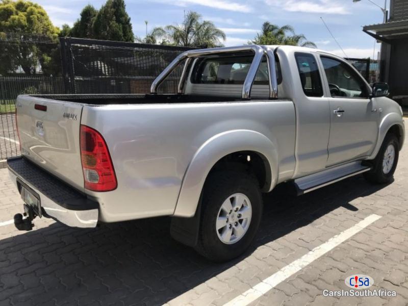 Toyota Hilux 3.0 D4DRaider Manual 2011 in Limpopo