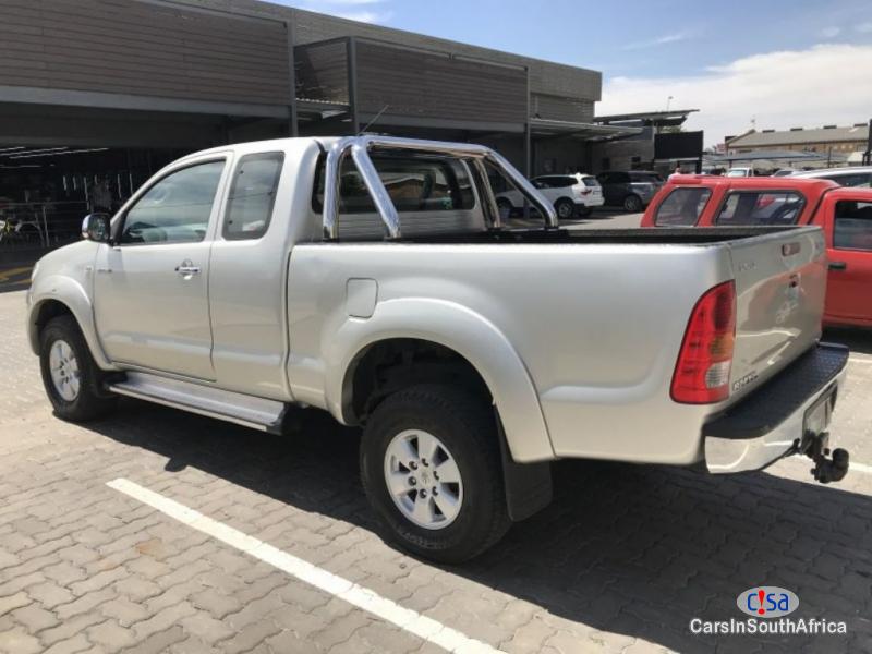 Toyota Hilux 3.0 D4DRaider Manual 2011 in South Africa