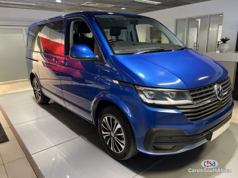 Volkswagen Kombi 2.0 Automatic 2018 - image 2
