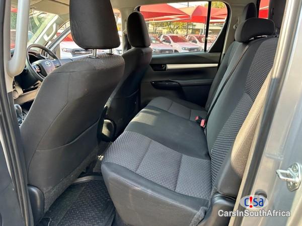 Toyota Hilux 2.4 GD-6 Raised Body Raider Double-Cab Automatic 2020 - image 4