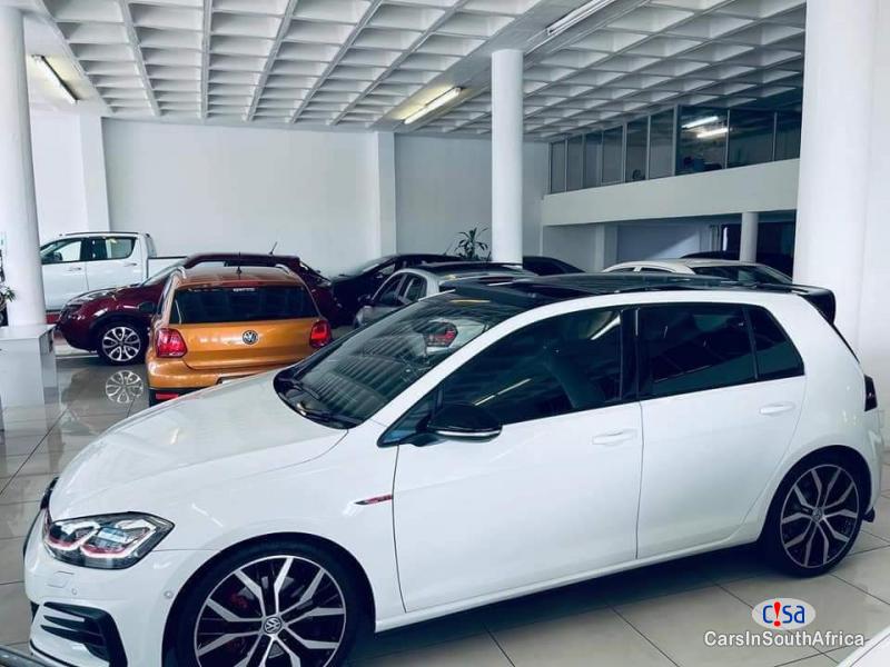 Volkswagen Golf 7-2.0 GTI Automatic 2019 - image 4