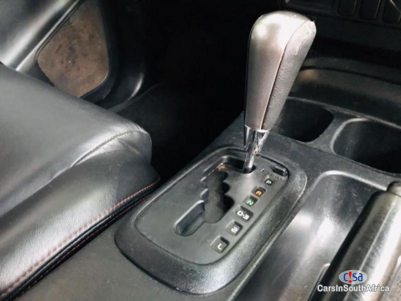 Toyota Hilux 3.0 D4D DOUBLE CAB AUTO Manual 2015 - image 9