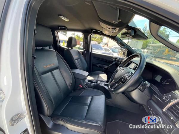 Ford Ranger 2.0 D Bi-Turbo Wildtrak 4x4 Call 081 494 5928 Automatic 2019 - image 2