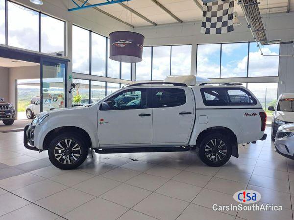 Isuzu KB250 D-Teq HO X-Rider 4x4 Call 081 494 5928 Delivery Nationwide Manual 2018