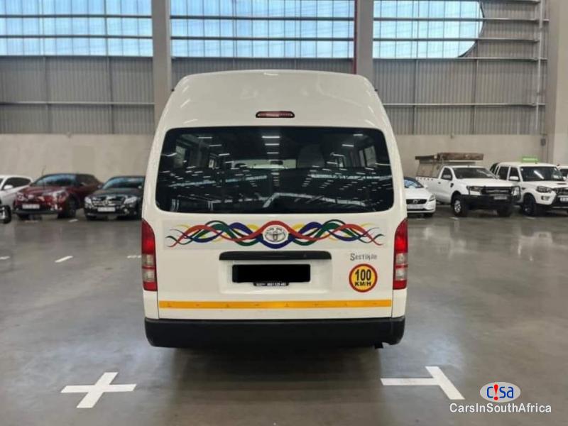 Toyota HiAce 2.5 D4d Sesfikile (0726318146) Manual 2023 in South Africa