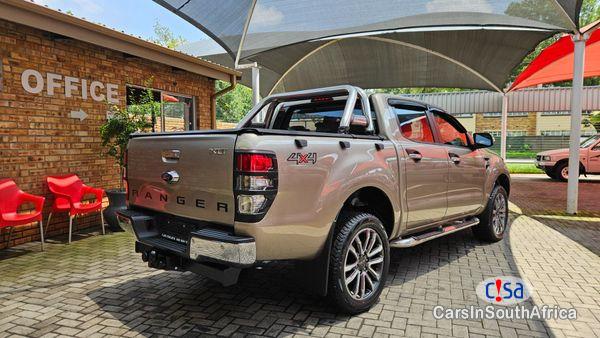 Ford Ranger 3.2 TDCi XLT 4×4 Double-Cab Automatic 2015