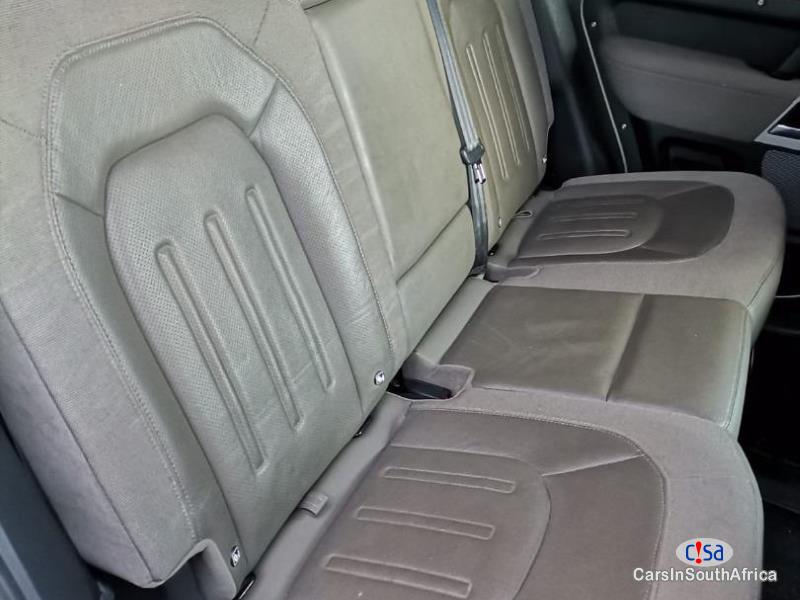 Land Rover Defender 0616417846 Automatic 2020 - image 3