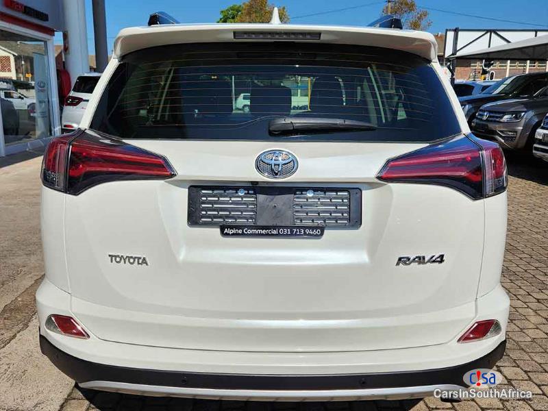 Toyota RAV-4 0616417846 Automatic 2017 - image 2