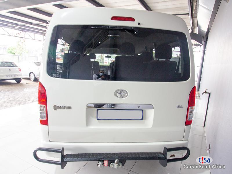 Toyota Quantum 2.7 Manual 2018 - image 2