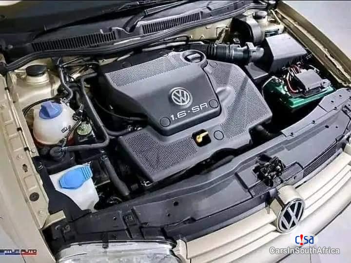 Volkswagen Polo Manual 2002 - image 8