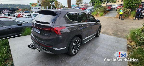 Hyundai Santa Fe R2.2 AWD Elite 7-Seat Auto Automatic 2022 - image 2