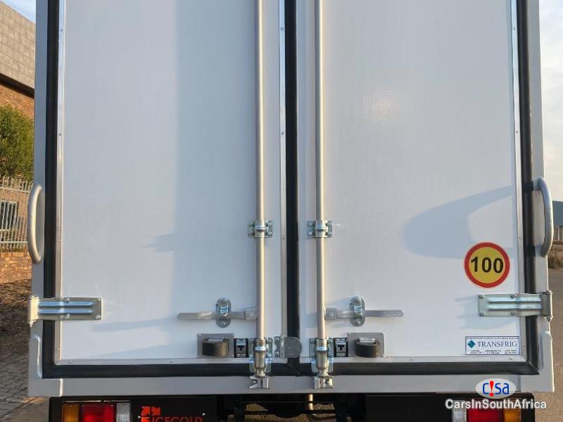 Car 0616417846 Manual 2022 - image 2