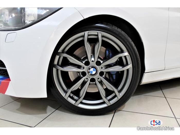 BMW 1-Series Automatic 2012 - image 3