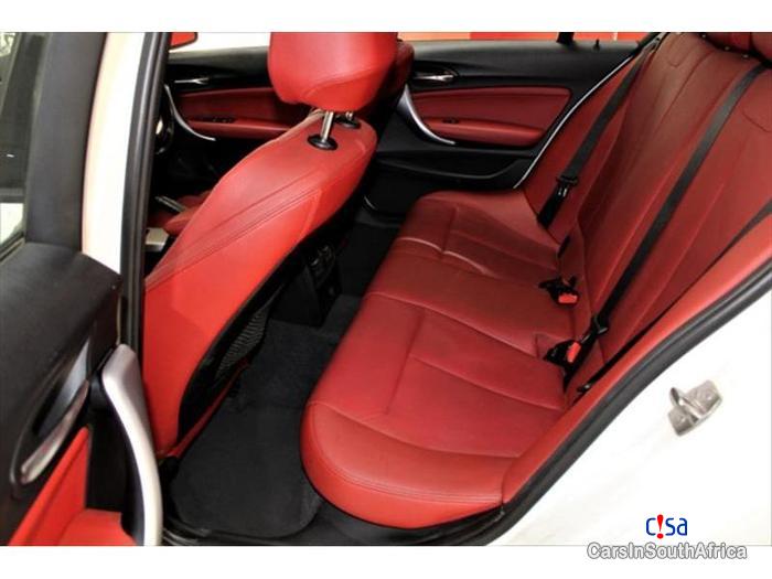 BMW 1-Series Automatic 2012 - image 6