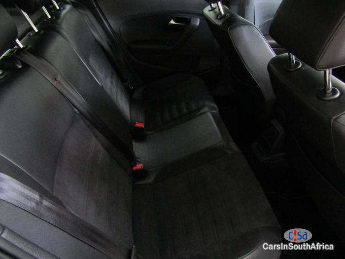 Volkswagen Polo Automatic 2013 - image 9