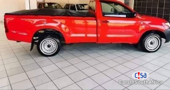 Toyota Hilux 2 4 0671651564 Manual 2012 in Gauteng