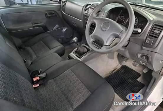 Isuzu KB250 250 0671651564 Manual 2005 in South Africa