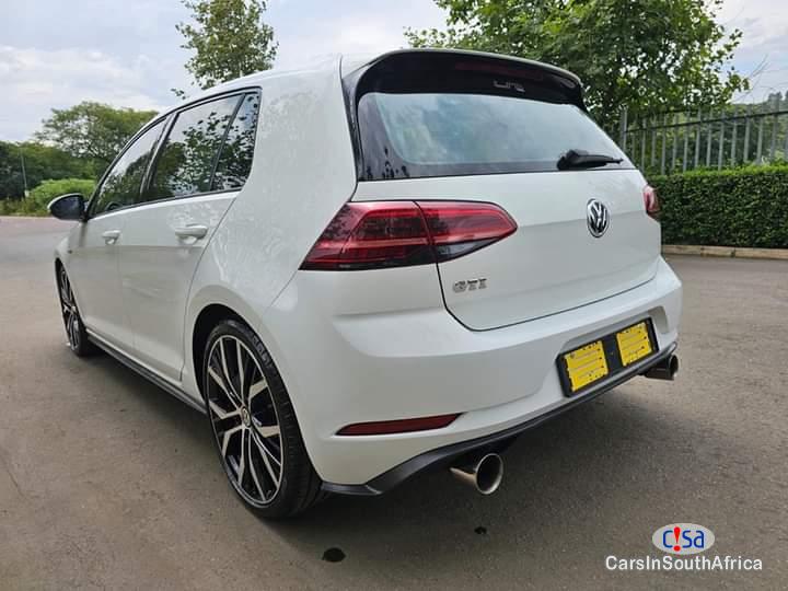 Volkswagen Golf 2.0 GTI AUTO DSG Automatic 2017 - image 4