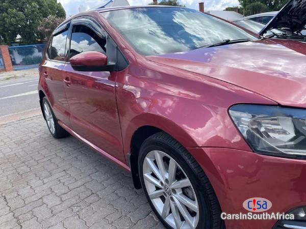 Volkswagen Polo 1.2 TSI Comfortline (66KW) Manual 2015 - image 2