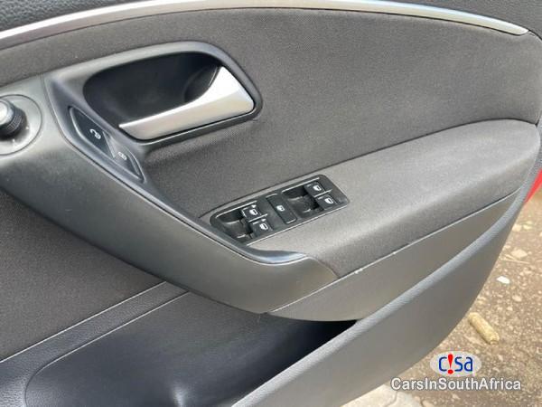 Volkswagen Polo 1.2 TSI Comfortline (66KW) Manual 2015 - image 7