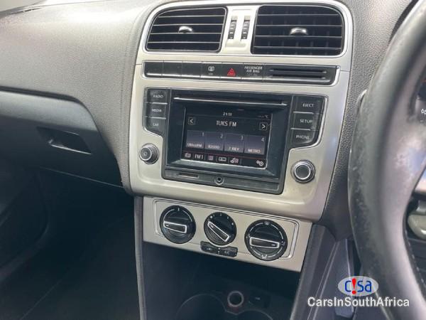 Volkswagen Polo 1.2 TSI Comfortline (66KW) Manual 2015 - image 8