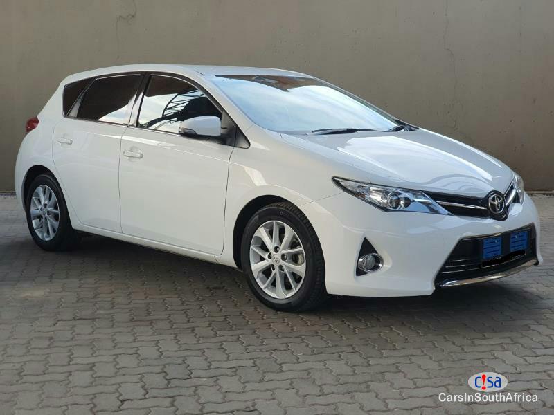 Toyota Auris 1.6 Manual 2016 - image 3
