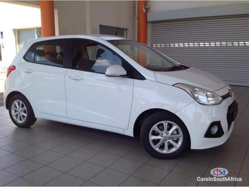 Hyundai i10 1.25 Automatic 2015 - image 3