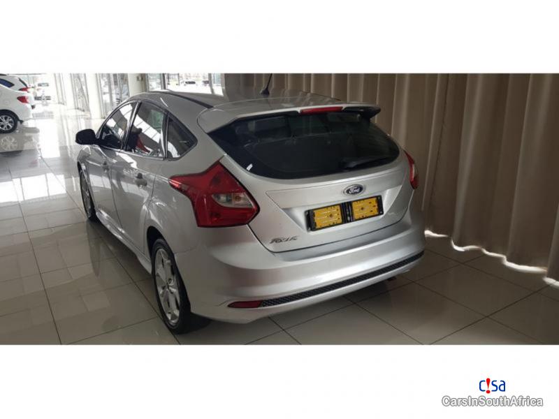 Ford Focus 1.6 Manual 2015 - image 2