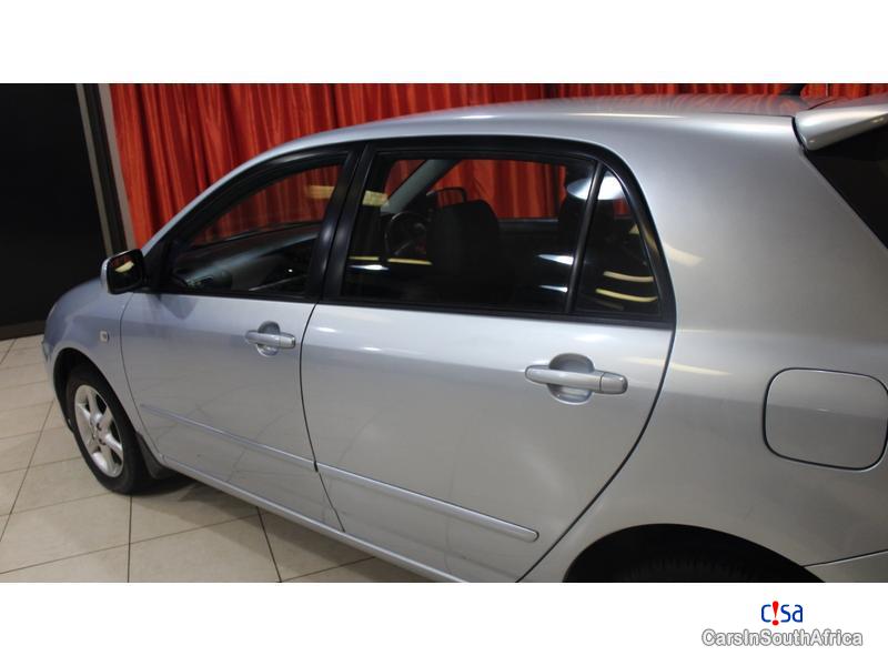 Toyota Runx LE Manual 2006 - image 4