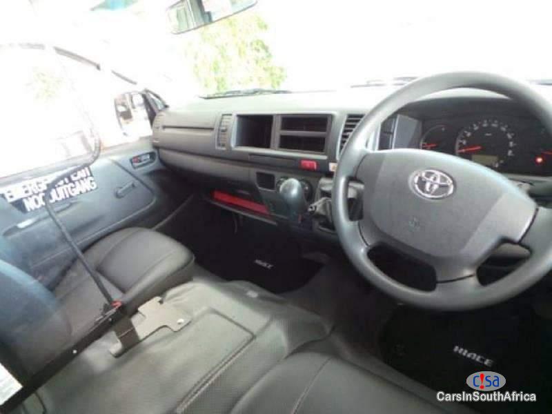 Toyota Quantum Bank Repossessed Car 2.5 Sesifikile Manual 2022 - image 4