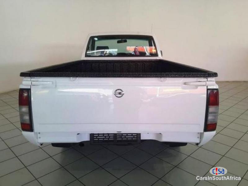Nissan NP300 2.2 Manual 2016 in South Africa
