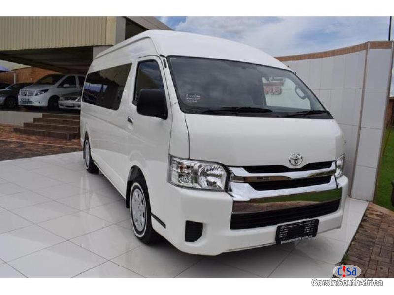 Toyota Quantum 2.2 Manual 2015 - image 3