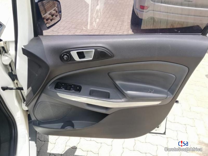 Ford EcoSport 1.5 Tdci Automatic 2015 - image 11