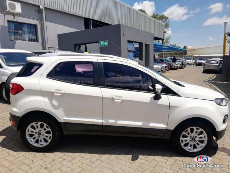 Ford EcoSport 1.5 Tdci Automatic 2015 - image 6