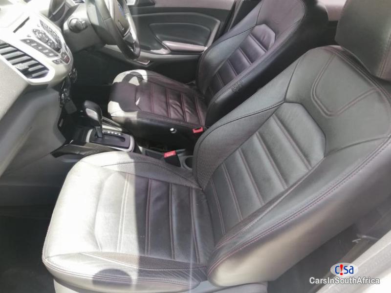 Ford EcoSport 1.5 Tdci Automatic 2015 - image 9
