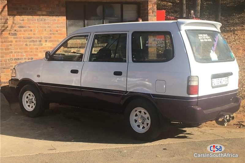 Pictures of Toyota Condor 2000 Manual 2002