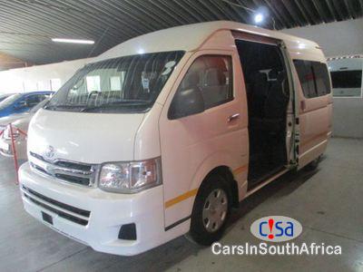 Toyota HiAce 2.7 Manual 2013 - image 2