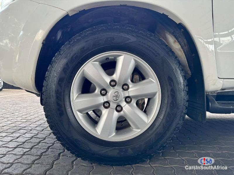 Picture of Toyota Fortuner Automatic 2011