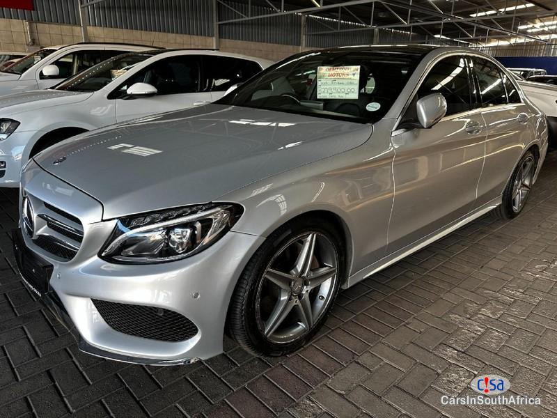 Mercedes Benz C-Class Automatic 2015 - image 13