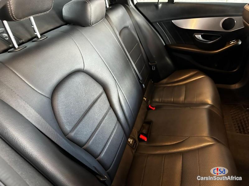 Mercedes Benz C-Class Automatic 2015 - image 5