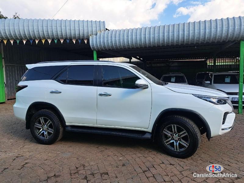 Toyota Fortuner Automatic 2022 - image 9