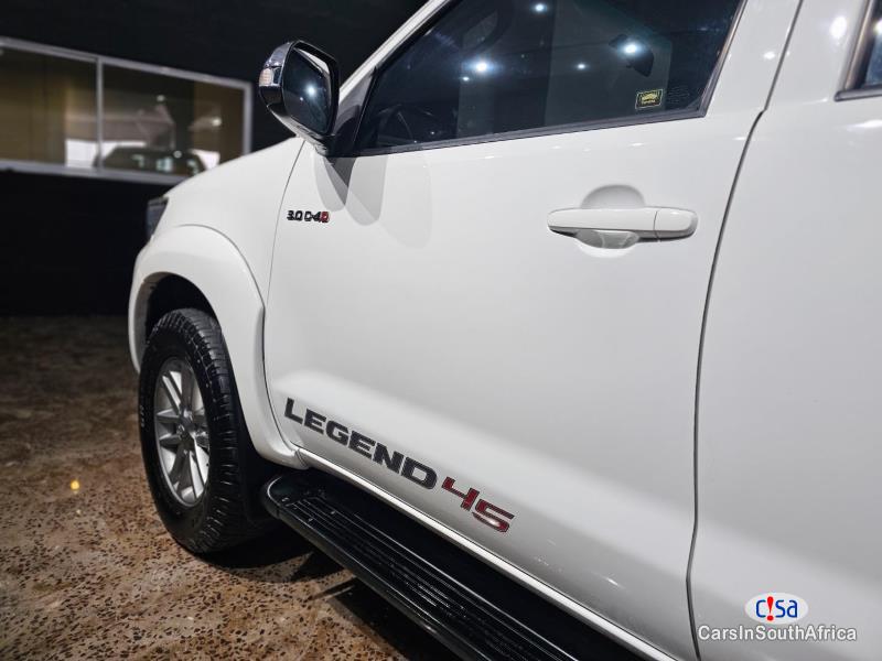Toyota Hilux 3.0 Manual 2015 in South Africa