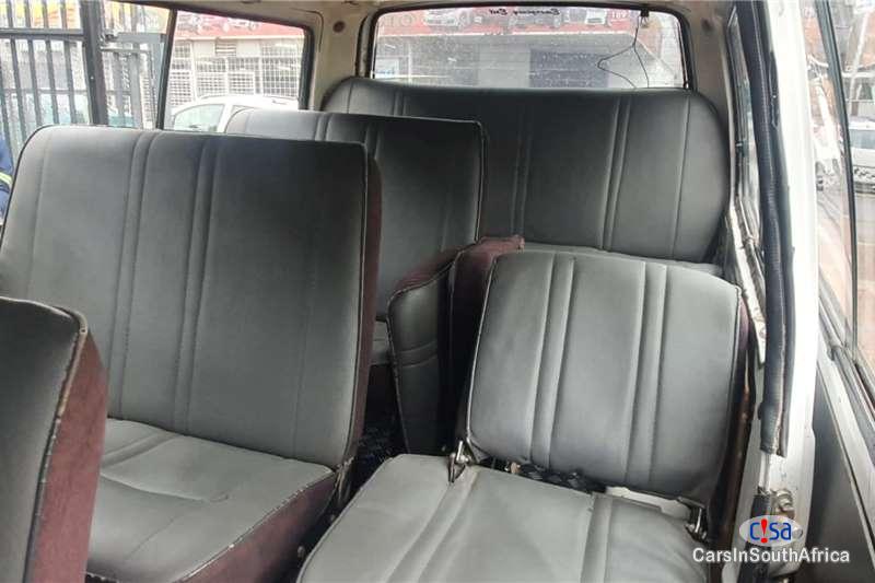 Toyota HiAce 2.2 Manual 2007 - image 4