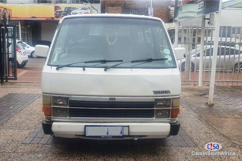 Toyota HiAce 2.2 Manual 2007 - image 9