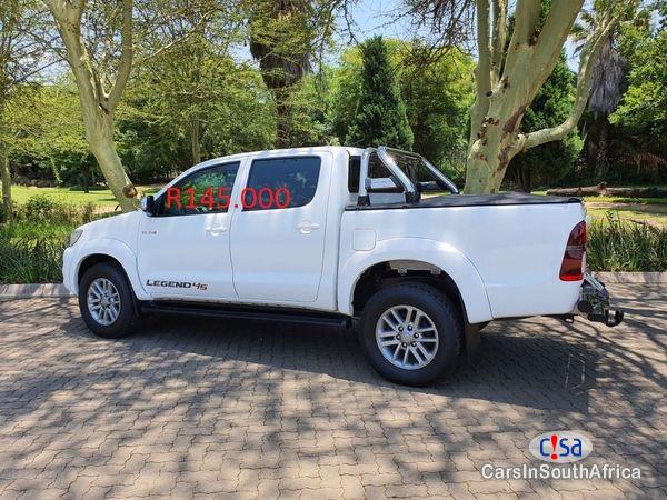 Pictures of Toyota Hilux 3.0 Manual 2017