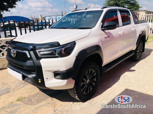 Toyota Hilux 2 Manual 2023 in Western Cape