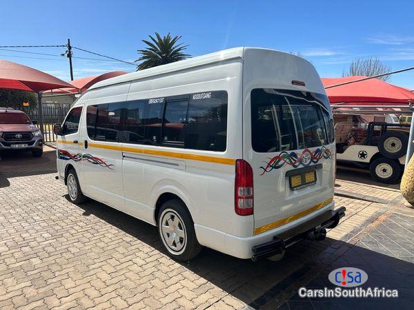 Toyota Quantum 2.5 D-4D Sesfikile 16-Seat Manual 2021