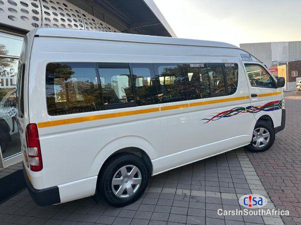 Toyota Quantum 2.5 D-4D Sesfikile 16-Seat Manual 2022 - image 2