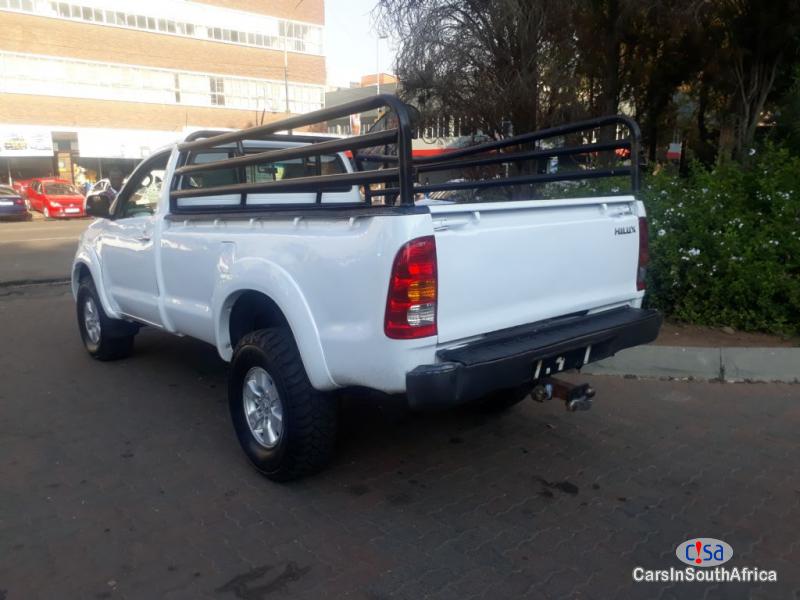 Toyota Hilux Manual 2013 in South Africa